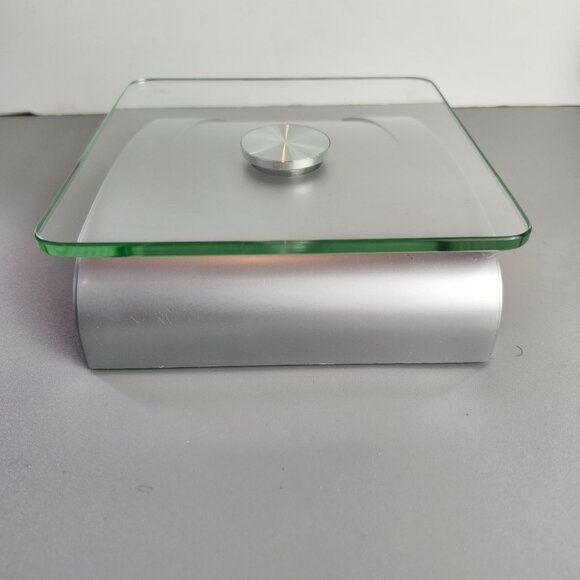 Digital Kitchen Scale - Picture 2 of 9